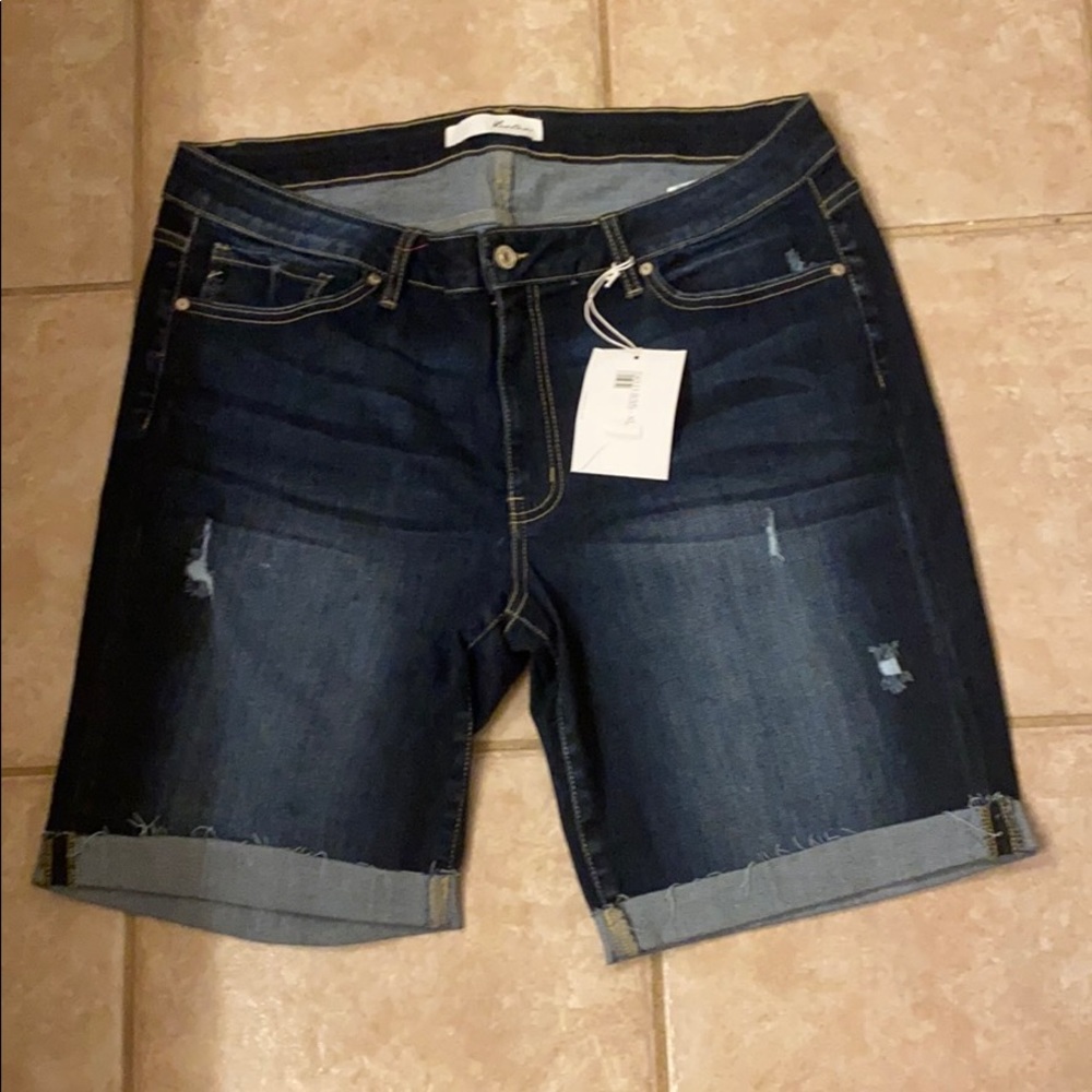 Kancan XL Bermuda-I’d say they fit size 16/18